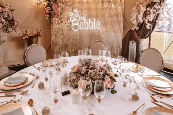 The Bubble. A restaurant that uses domes from TruDomes